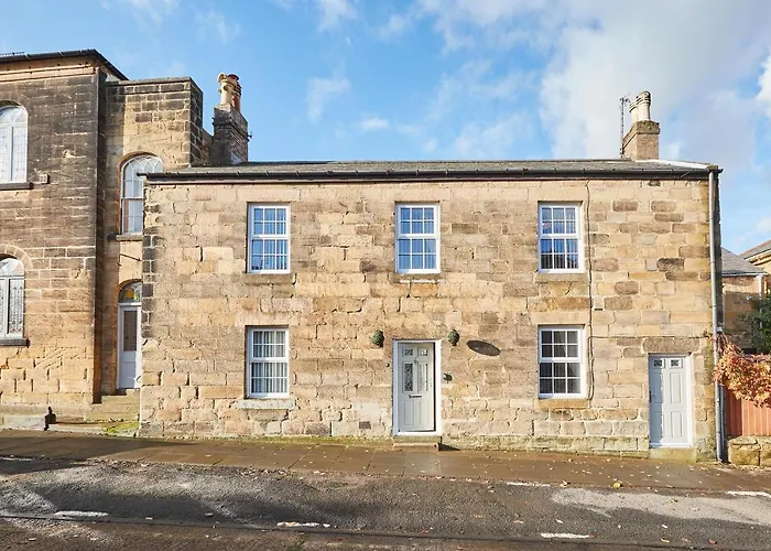 Host & Stay - Sion Hall Cottage